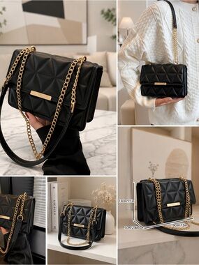 🖤🆕🖤Quilted Black Chain Shoulder Bag with Gold Hardware